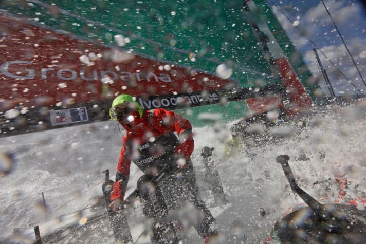   Wind at last! Groupama uses the fresh breeze on the outer lane to make up ground