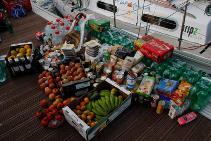   Réserve pour 25 jours de mer