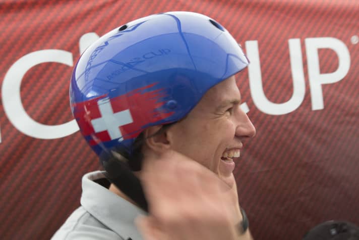   Échantillon de casque pour l'équipe TILT de Suisse