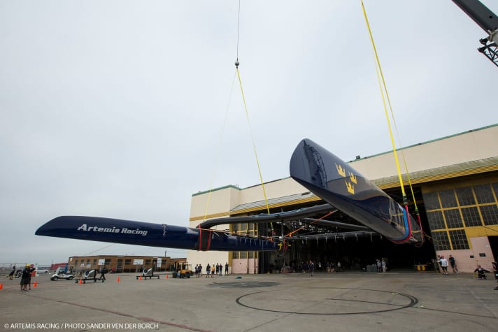   Das neue Boot von Artemis kommt aus der Halle, muss aber in den nächsten Wochen getestet werden