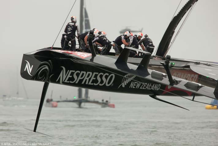   Emirates Team New Zealand : tout était sous contrôle pour le début de la 10e journée de course, sauf le vent.