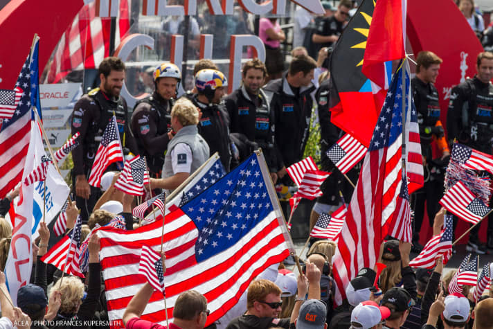   La giornata è stata dei tifosi americani. All'estrema destra, Sir Ben Alsie fa capolino nella foto