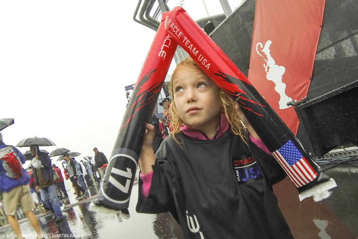   Symbol of hope for the comeback of the century: Can Oracle Team USA continue to counterattack or will the Spithill crew's hopes be dashed tonight?