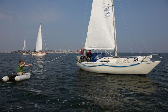   Remorquage sous voile