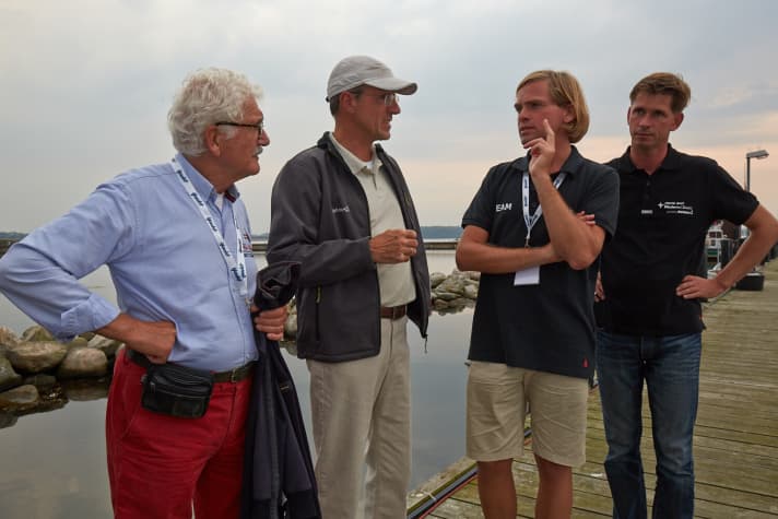   Le jury en discussion professionnelle