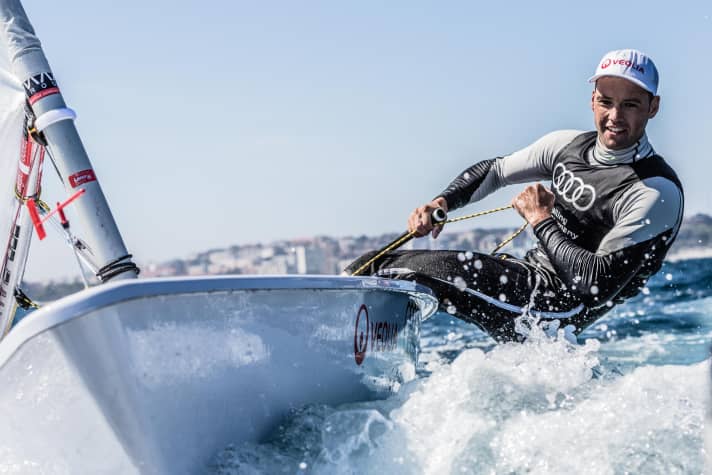   Un concentrato di piacere velico: Philipp Buhl nel Laser