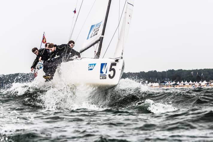   Sportlich immer wieder eine Herausforderung: die Bundesliga unter Segeln