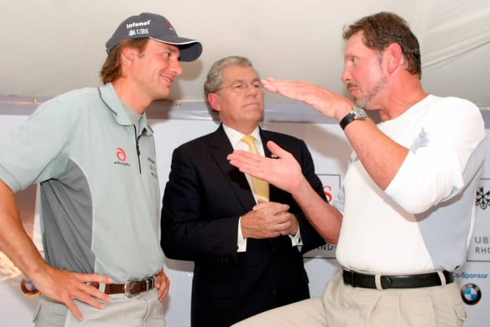   Tanto tempo fa: Larry Ellison (a destra) ed Ernesto Bertarelli in conversazione
