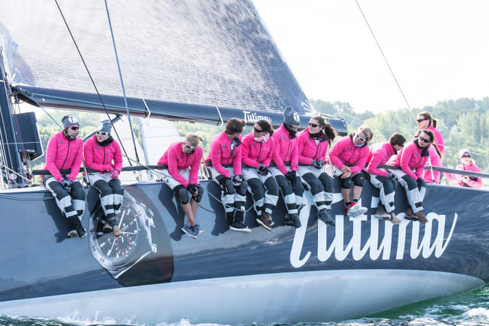   L'équipage du "Tutima" : fort en apparence et en sport