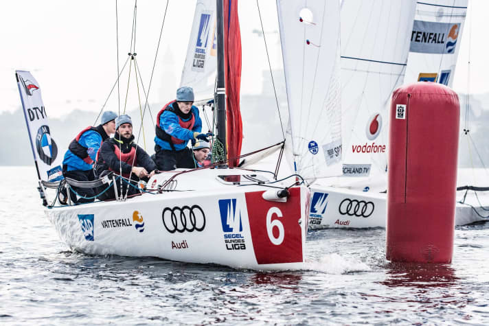   Die neuen Deutschen Vereinsmeister vom Deutschen Touring Yacht-Club um Steuermann Julian Stückl