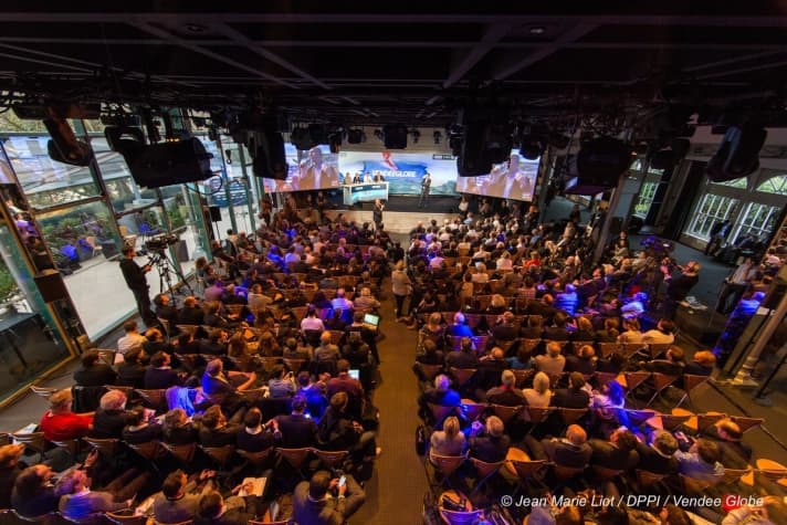  Well-attended press conference of the organisers in Paris