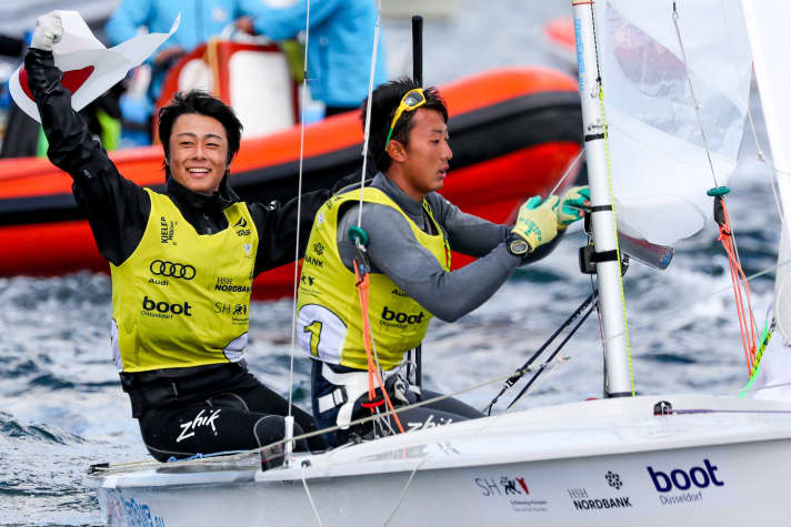   Keju Okada und Naoya Kimura aus Japan gewannen den WM-Titel bei den 470er-Junioren