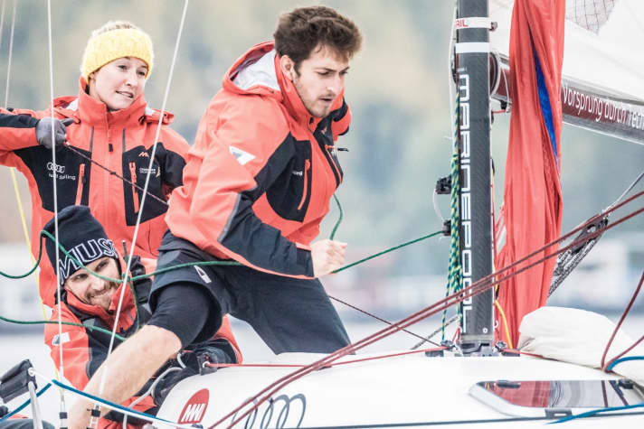   Der Chiemsee Yacht Club segelte mit Steuermann Vincent Hoesch, 49er-Ass Tina Lutz, Florian Lautenschlager und Sebastian Landinger in dieser Saison auf Platz sechs