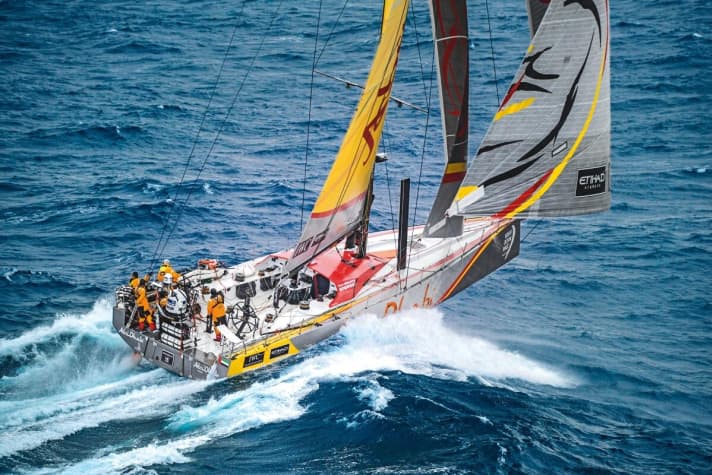   Il reste encore une manche à courir en 65 : voici les vainqueurs de la 12e édition de l'équipe Abu Dhabi Ocean Racing