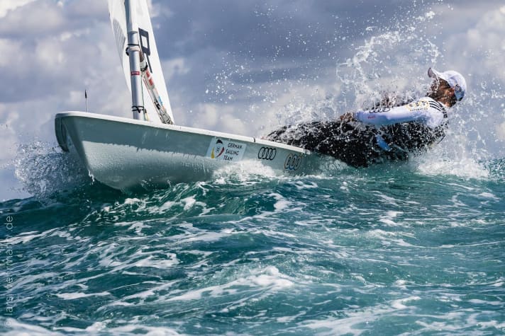   Philipp Buhl in seinem Element vor Palma de Mallorca