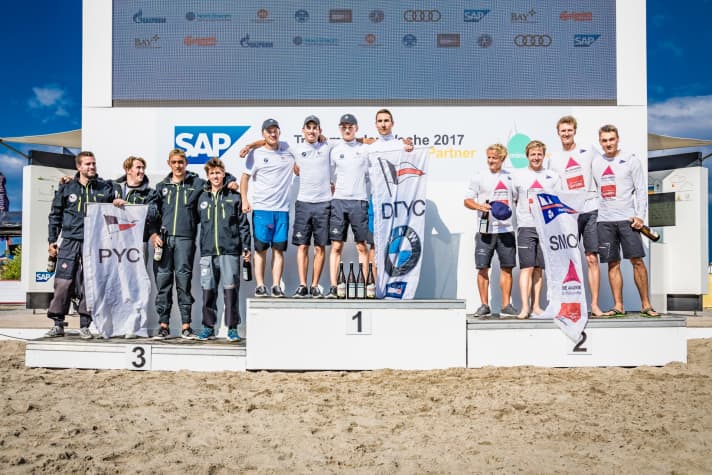   On the podium off Travemünde: The two-time champions from the German Touring Yacht Club are at the top. Second and third place went to the Segel- und Motorbootclub Überlingen and the Potsdamer Yacht-Club