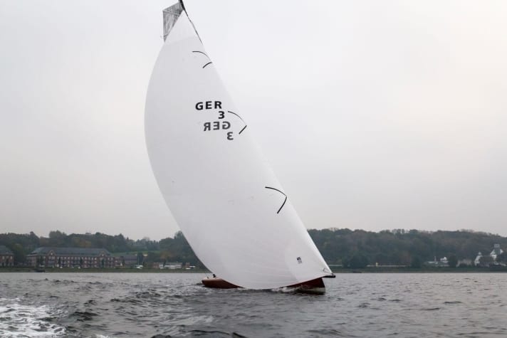   Easy Furl on the wind. You can luff up to about 80 degrees apparent angle of incidence