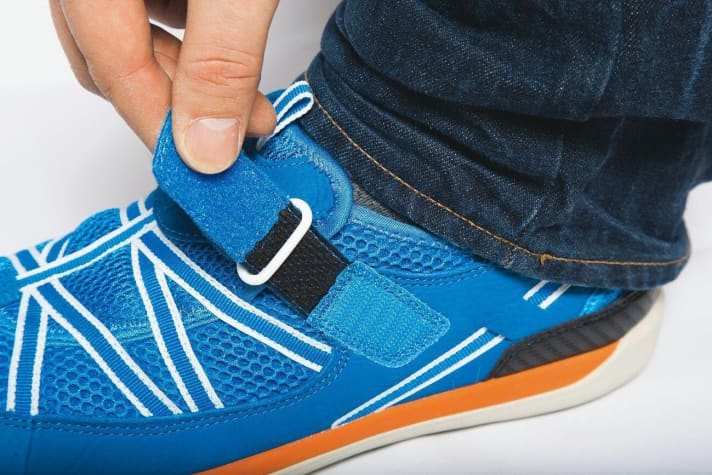   L'allacciatura in velcro delle Nassau è pratica, ma non offre al piede un grande sostegno nella scarpa.