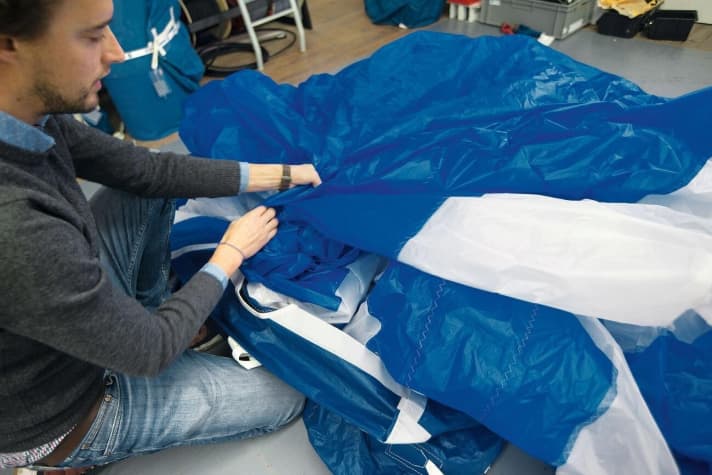   Savoir comment faire : Celui qui garde une vue d'ensemble dans ce tourbillon sera récompensé plus tard lorsqu'il mettra les voiles.