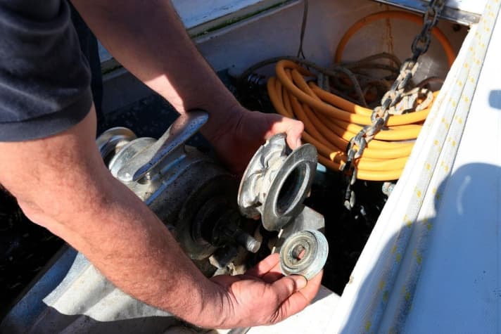 The anchor windlass can be opened with an on-board tool