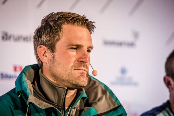   Non può più salire sul podio con AkzoNobel, ma vorrebbe concludere la gara con una vittoria di tappa: Lo skipper Simeon Tienpont