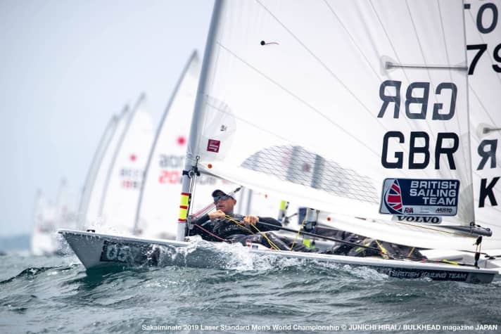   Il britannico Nick Thompson, doppio campione del mondo, si è fatto strada fino al nono posto, ma con 53 punti è già due volte più pesante del leader Tom Burton.