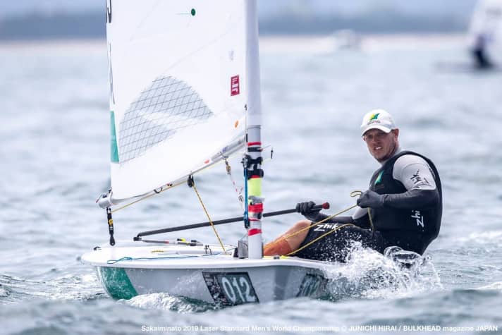   Also had everything under control on the final day: Olympic champion Tom Burton from Australia sailed to World Championship gold in Japan