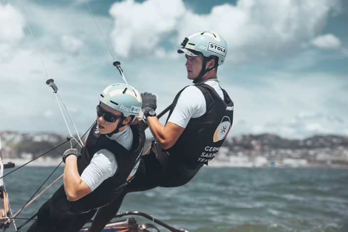   Nacra-17-Steuermann Paul Kohlhoff und Alica Stuhlemmer starten als Gesamt-Zweite in den zweiten Tag der Pre-Olympics