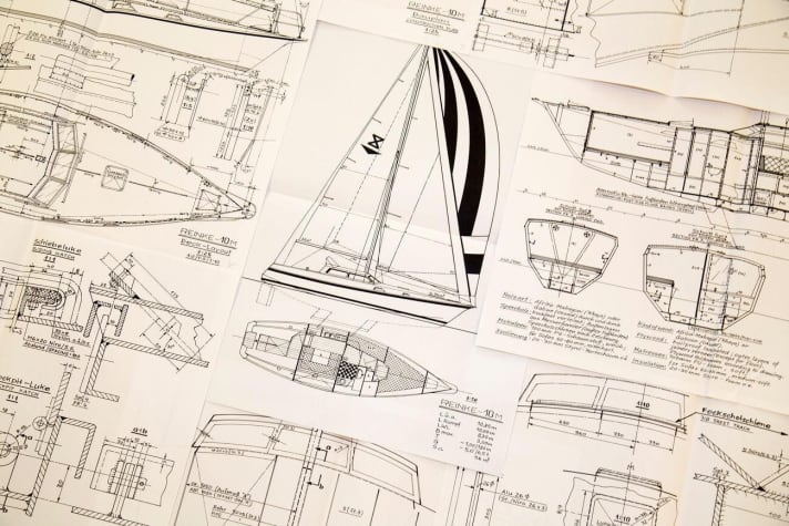  Le constructeur dessinait toujours ses plans à la main.