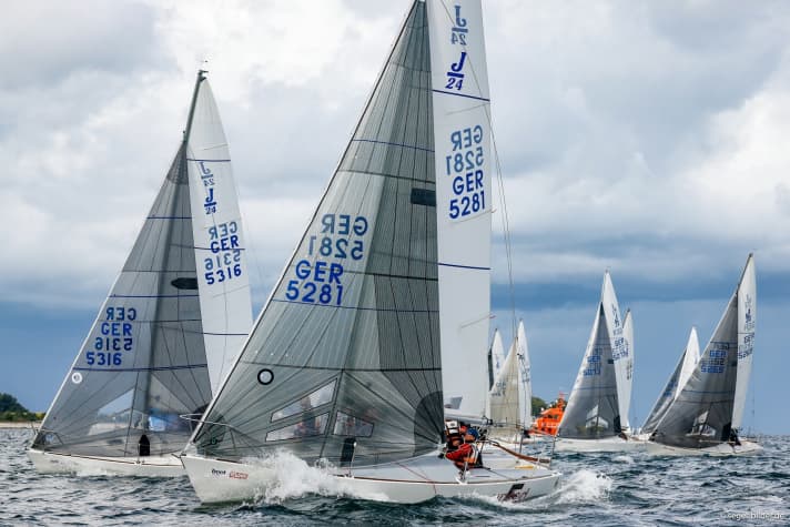   Jan Kählers J/24-Crew auf der "United 5" lag nach fünf Wettfahrten auf Platz sechs