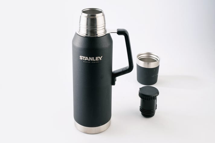 Für Proviant, der lange heiß bleibt: die Stanley-Isolierkanne