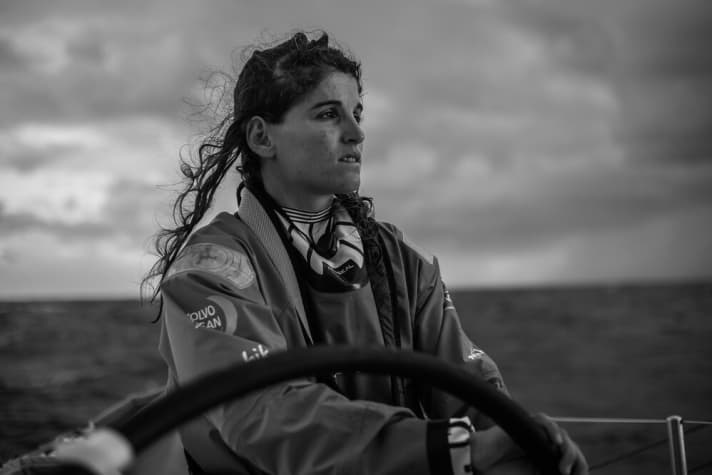   Heading for her equatorial baptism at the Volvo Ocean Race premiere: 49erFX Olympic champion Martine Grael from Brazil on board "AkzoNobel"
