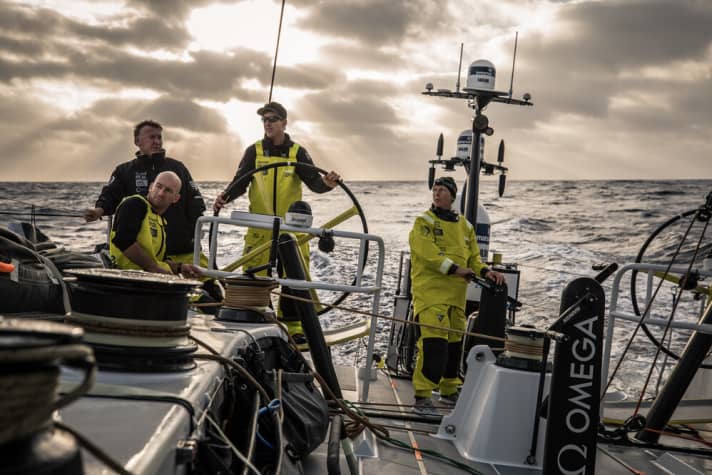   Nel suo nuovo elemento: il campione olimpico di 49er, vincitore della Coppa America e timoniere VOR Peter Burling, neozelandese.