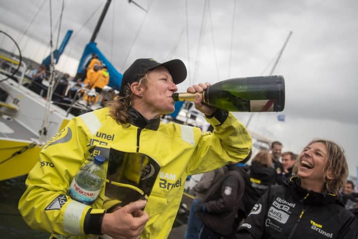   Hard-fought and well-deserved: "Brunel" sailor Annie Lush, also responsible for the yacht's sailing wardrobe, enjoys the tingling feeling of victory after the demanding harbour race in Lisbon