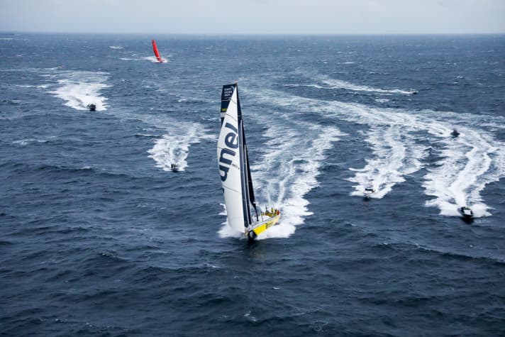   Ein packendes Etappenfinale: Team Brunel setzte sich mit souveräner Geschwindigkeit auf Kurs Göteborg gegen Mapfre durch