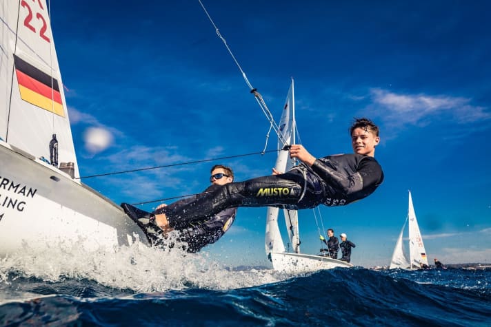   Winning silver at the Junior World Championships in the 470: Daniel Göttlich and Linus Klasen from the Seglerhaus am Wannsee club