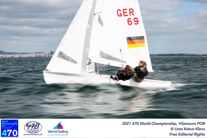   Konnten bei der WM mit einem Tagessieg und zwei zweiten Rängen sowie insgesamt Platz neun vor dem Medaillenfinale glänzen: Luise Wanser und Anastasiya Winkel sind im März 2020 gemeinsam ohne Kaderstatus durchgestartet und haben sich in Eigenregie mit italienischem Trainer und Unterstützung ihres Vereins NRV auf die Olympia-Ausscheidung vorbereitet. Am Samstag segeln sie um das Enoshima-Ticket