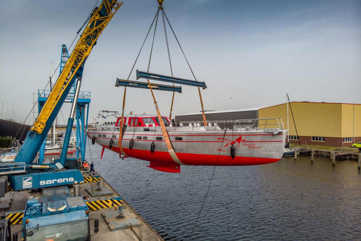   A centreboard can double the draught from 2.15 to 4.30 metres