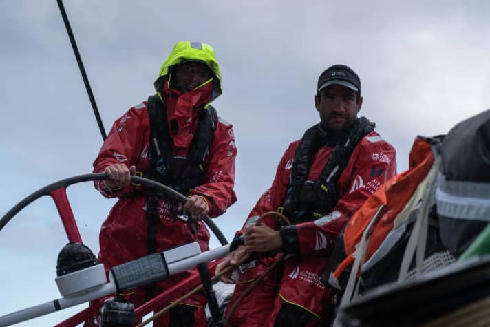   Afterguard di Mirpuri Foundation Racing è salpato martedì nel porto di Cascais come top team.