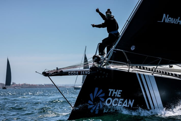   Dynamic start scene from Cascais