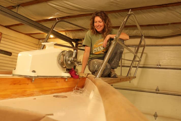   Kirsten Neuschäfer dans la phase initiale de sa préparation en bateau