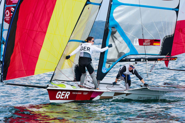   Tina Lutz e Susann Beucke hanno concluso la giornata nel 49erFX con una forte tendenza al rialzo