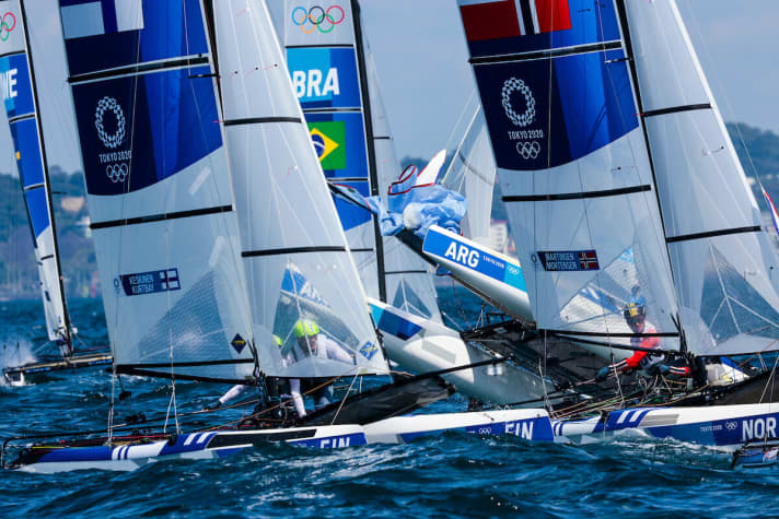   How it can get down to business on the Nacra 17 course... The rearing foiling catamaran belongs to Argentinians Santi Lange and Cecilia Carranza Saroli, 2016 Olympic champions