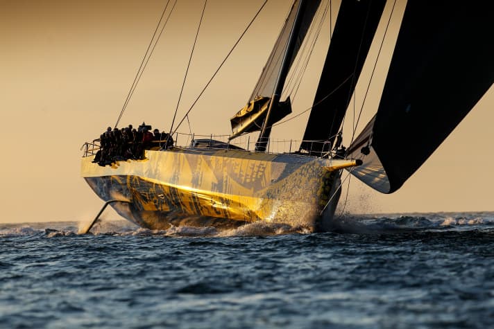   Il ClubSwan 125 "Skorpios" è stato il primo monoscafo a raggiungere il traguardo della Fastnet Race di quest'anno.