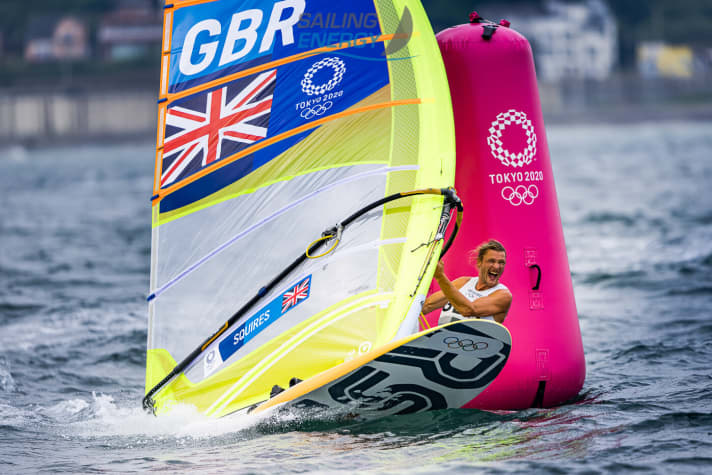   Surfleidenschaft pur: der britische RS:X-Surfer Tom Squires in seinem Element