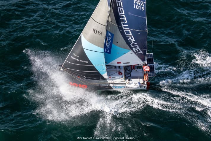   Frontrunner Pierre Le Roy could escape the storm on his Proto "Teamwork"