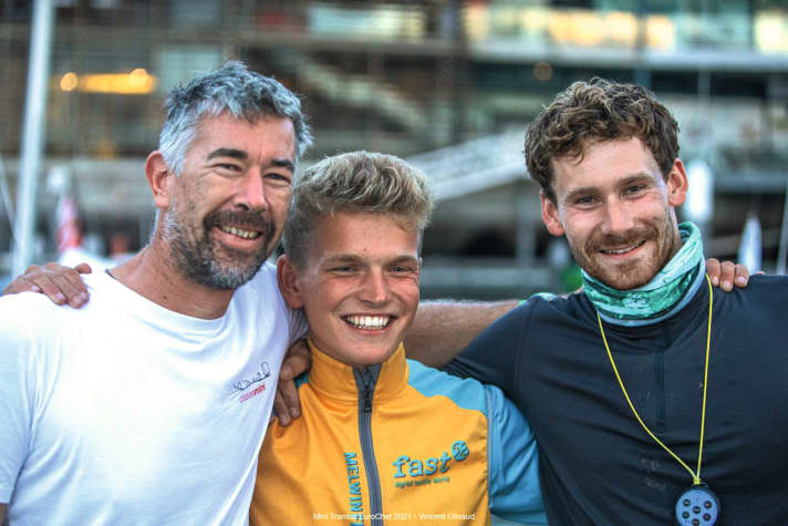  Trio gagnant dans le classement des bateaux de série en provenance d'Allemagne et d'Autriche (de gauche à droite) : Christian Kargl (2e), Melwin Fink (1er) et Lennart Burke (10e)