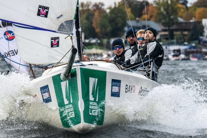   Il club OneKiel sulla strada verso il titolo di campione