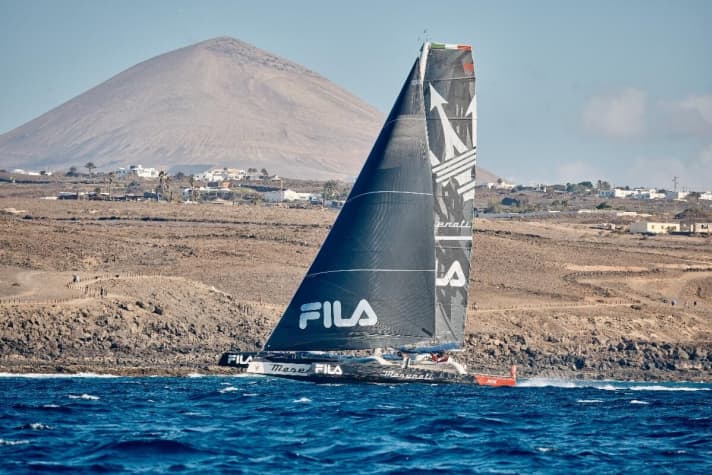   Giovanni Soldinis Crew auf "Maserati" will im Kampf um die Transatlantik-Line-Honors auch ein Wörtchen mitreden
