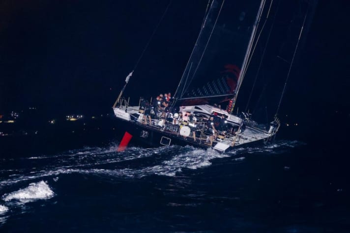   Le "Comanche" atteint son but au large de la Grenade